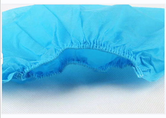La chaussure bleue non tissée couvre l'anti dérapage jetable doucement écologique